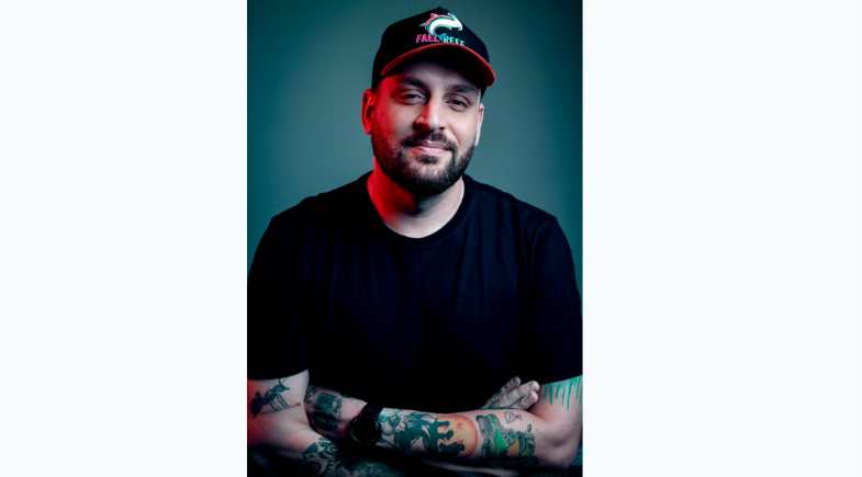 “Loja boa é aquela que não só vende, mas também ensina”, diz o influencer Fael Reef