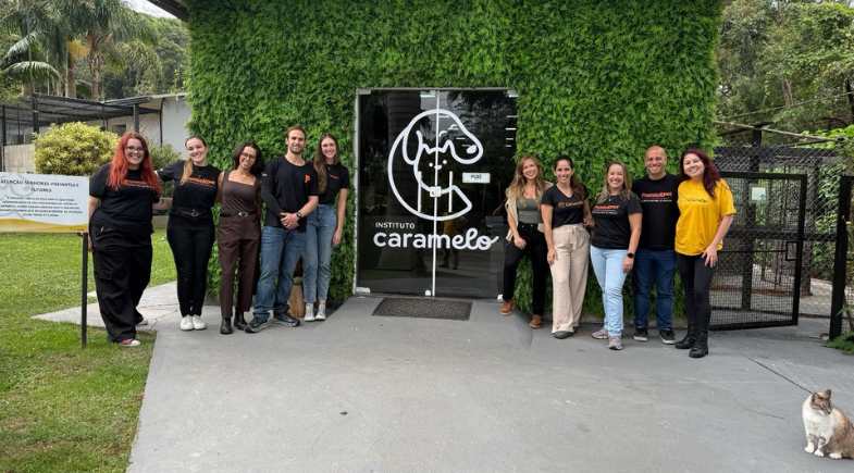 PremieRpet firma parceria com Instituto Caramelo para doação de alimentos para gatos resgatados
